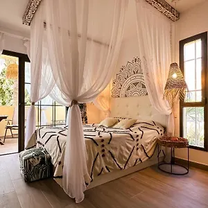 The Hut - , Costa Adeje (Tenerife) Spain